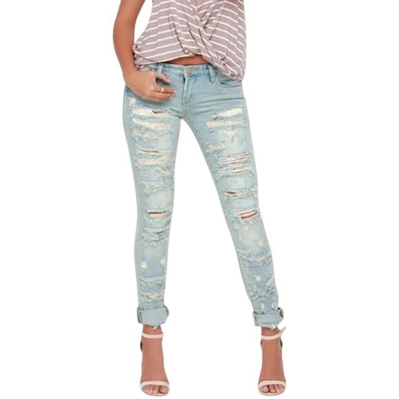 Blank NYC Classique Dreamathon Distressed Skinny Jeans 26 - Picture 1 of 8